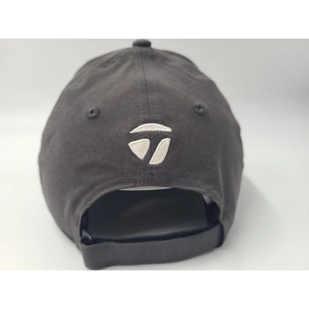 TaylorMade Golf Adjustable‎ Hat Cap Polyester Blend Casual Men Women Gray White